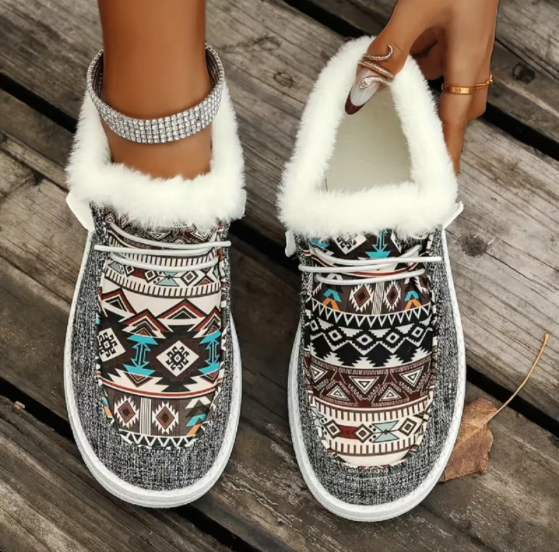 Vászoncipők nőknek 2024 határokon átnyúló plus size mokaszinok tide alkalmi cipők külkereskedelem láb lusta emberek pedál női cipők nagykereskedelem