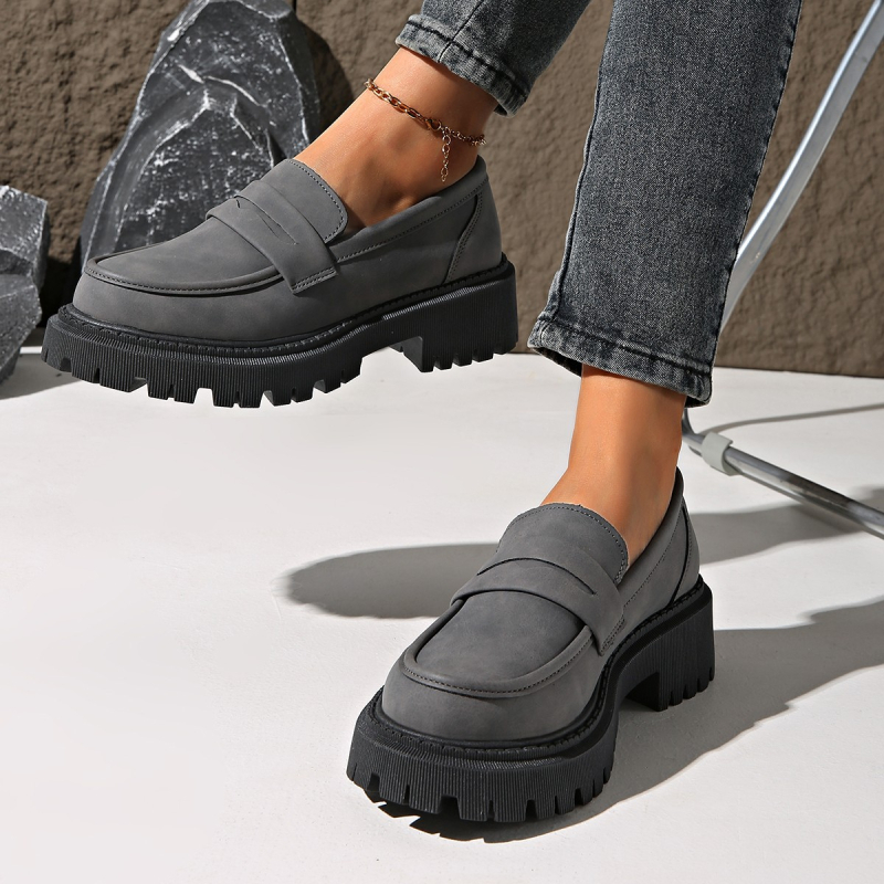 Vastag talpú, muffin stílusú, plus size mokaszin női 2024 őszi, retró, egyrétegű, vastag sarokú, külkereskedelmi, Amazon kisméretű bőrcipő