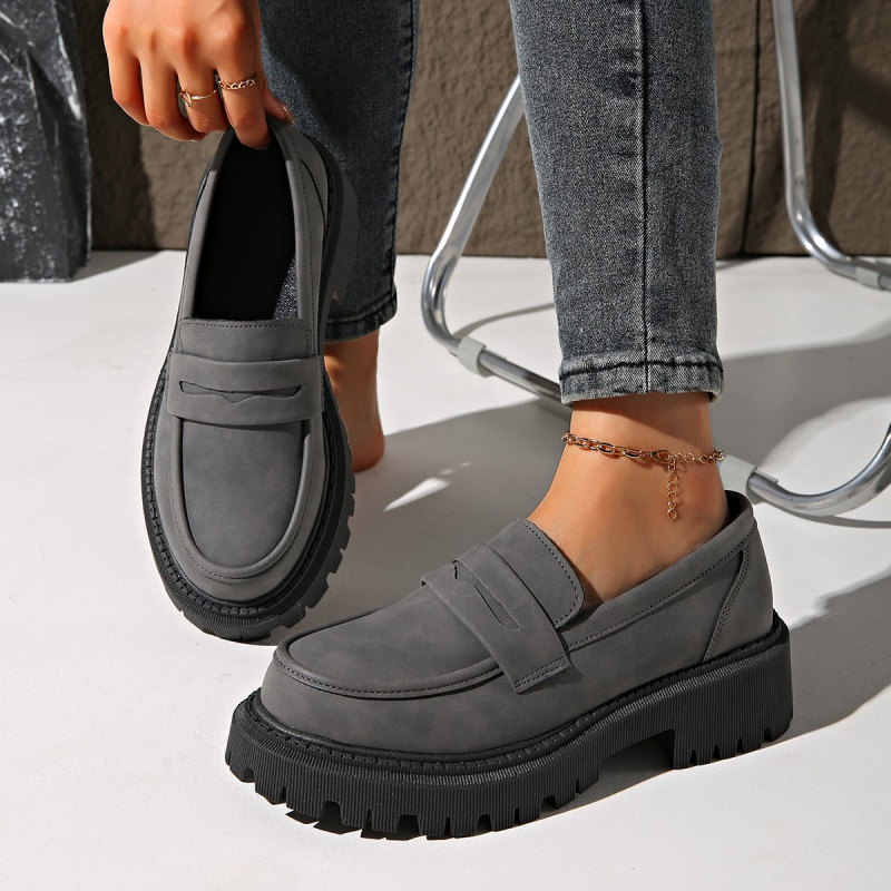 Vastag talpú, muffin stílusú, plus size mokaszin női 2024 őszi, retró, egyrétegű, vastag sarokú, külkereskedelmi, Amazon kisméretű bőrcipő