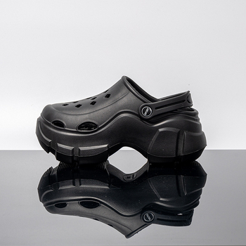 Sieviešu vasaras kurpes ar biezu zoli un caurumiem no EVA materiāla, vieglas, augstumu paceļošas sandales, apavi ar caurumiem apmalē vairumtirdzniecībā.