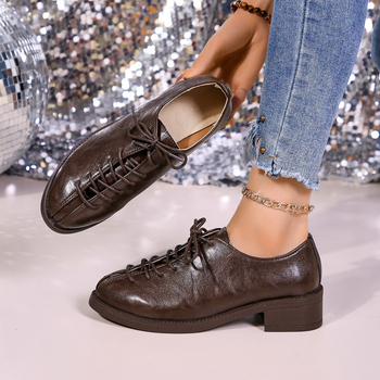 Vintage fűzős kis bőrcipők női 2024 őszi és téli új vastag sarkú középsarkú brit stílusú hétköznapi mokaszinok női mokaszinok
