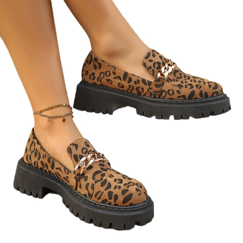 Láncos leopárdmintás vastag aljú brit stílusú mokaszinok külkereskedelemmel 2025 nyári plus size új stílusú bebújós velúr egyszínű cipők nőknek