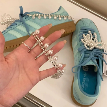 Hjuns-a ar rhinestones pērļu pušķīšiem, ziedu apavu sprādzi, korejiešu aksesuāri, pērlīšu kulons, personība, daudzpusīga dekoratīva sprādze
