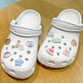 Ουράνιο τόξο αρκούδα DIY τρύπα παπούτσια αξεσουάρ παπουτσιού λουλούδι σταυρός διακοσμητικά αξεσουάρ αγκράφα παπουτσιού ρητίνη αγκράφα