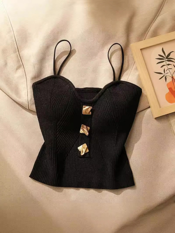 2025 új nyári stílusú, illatos, kötött csőfelső, ujjatlan, gyönyörű hátú, rövid felső