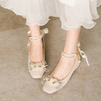 Esküvői cipők Menyasszonyi cipők 2025 Új Magassarkú Vastag Sarkú Xiuhe Ruha Esküvői Ruha Két Hordozható Esküvői Cipők Nem Fáradt Lábú Cipők