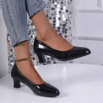 pluss-suuruses kõrge kontsaga kingad tudengietikett naiste kevad- ja sügiskingad õhukese kontsaga mustad tööintervjuukingad keskmise kontsaga kingad paksu kontsaga ümara ninaga nahkkingad