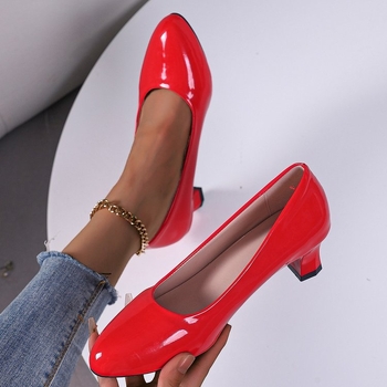 pluss-suuruses kõrge kontsaga kingad tudengietikett naiste kevad- ja sügiskingad õhukese kontsaga mustad tööintervjuukingad keskmise kontsaga kingad paksu kontsaga ümara ninaga nahkkingad