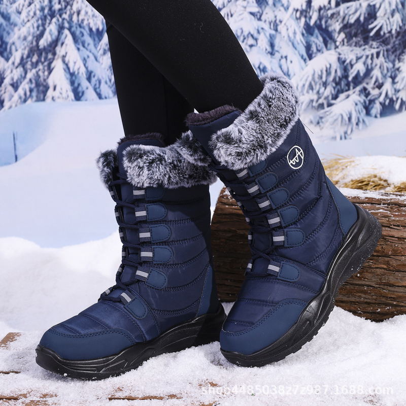 Moteriški sniego batai, aukštakulniai lauko medvilniniai batai, vandeniui atsparūs medvilniniai batai, storinti ir šilti, didelio dydžio moteriški batai, neslystantys ir atsparūs dilimui, būtinas žiemos atributas.