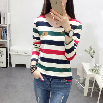 Didmeninė prekyba 2022 m. rudens naujo korėjietiško stiliaus ploni dryžuoti ilgarankoviai marškinėliai moterims studentams universalūs viršutiniai drabužiai moteriški apatiniai marškinėliai