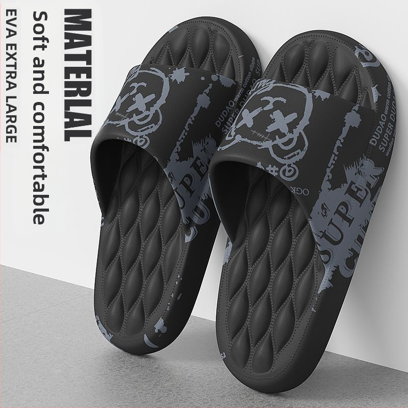 Szuper meleg papucsok férfi 2024 divatos nyári csúszásmentes vastag aljú szaggátló lépésálló érzés páros háztartási külső ruházati szandál férfiaknak