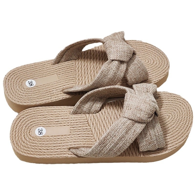 Vasarinės „Eva“ naujos, kvėpuojančios, su kaspinu ir apvaliomis nosimis moteriškos basutės, skirtos nešioti lauke, užmaunamos, plokščios, pleištinės basutės su užtrauktuku.