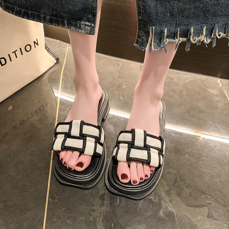 2024 nyári új külkereskedelmi tengerparti római cipő nagykereskedelmi külső viselet szóval szőtt muffin vastag aljú magas sarkú szandál nőknek