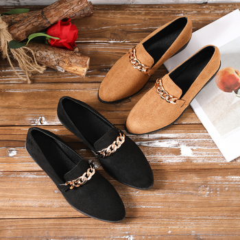 Határokon átnyúló külkereskedelem, plus size hegyes sarkú női cipők, 2024 tavasz és ősz, új, sekély babmintás, láncos női cipők nagykereskedelemben