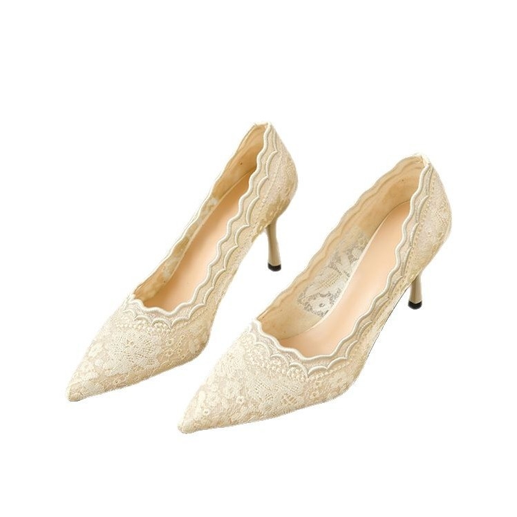 2025 tavaszi új klasszikus elegáns elegáns piros magassarkú esküvői cipők Xiu Wo csipke hálós hegyes tűsarkú cipő