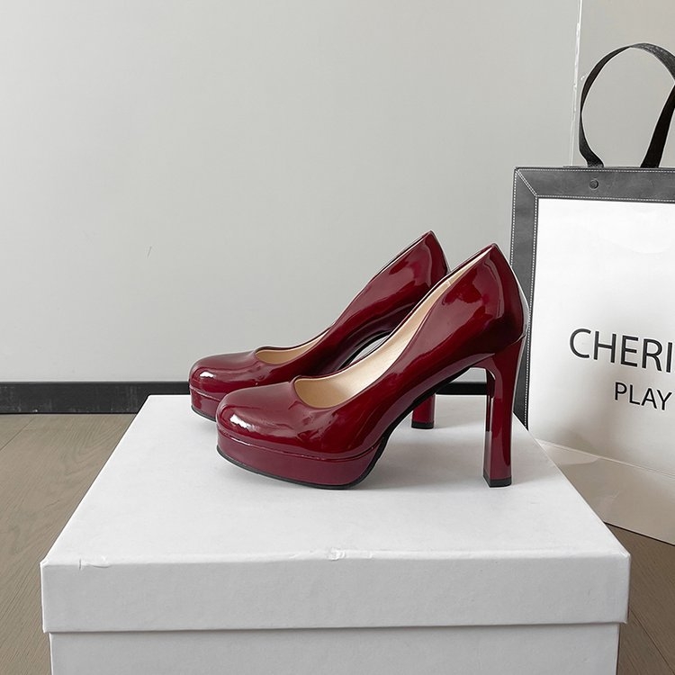 Pantofi de damă cu platformă și toc gros, stil coreean, cu vârf rotund și cataramă, curea, din piele lăcuită, prințesă