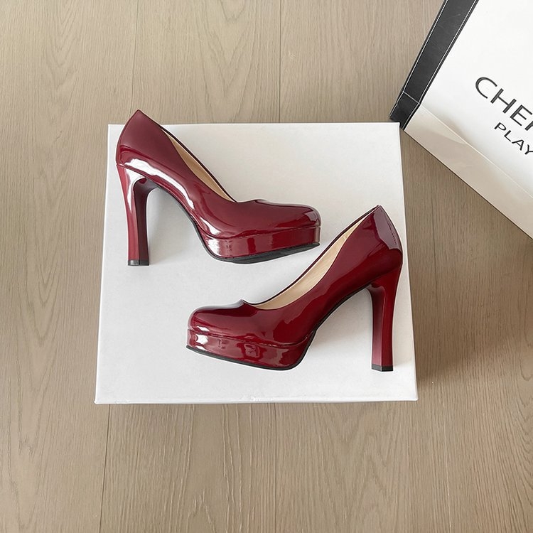 Pantofi de damă cu platformă și toc gros, stil coreean, cu vârf rotund și cataramă, curea, din piele lăcuită, prințesă