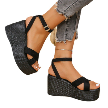 Európai és amerikai határokon átnyúló, plus size, magas sarkú, halcsőr szandál, női 2023-as, vastag talpú, ék alakú, halcsőr csattal ellátott szandál