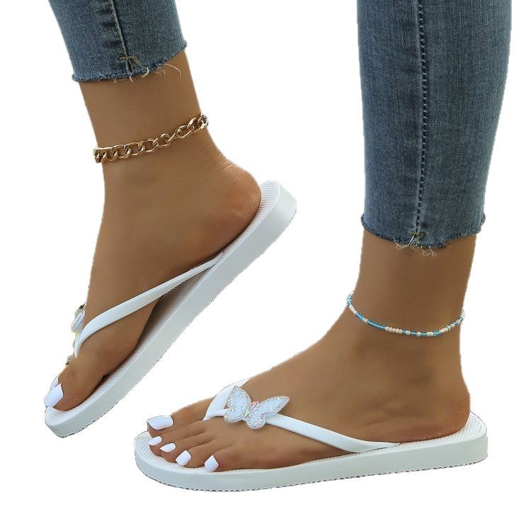 Külkereskedelmi plus size flip-flop női 2025 új lapos talpú klipszes orrú szandál női pillangó egyszerű könnyű strandszandál