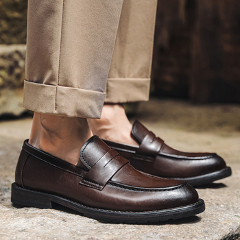 2024 Új Férfi Cipők Alkalmi, Minden Méretű Bőr Cipők Retro Trendi Hegyes, Bebújós Koreai Stílusú Lélegző Férfi Bőr Cipő
