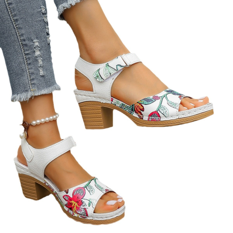 Vintage vastag sarkú női szandál 2024 külkereskedelmi új tépőzáras halszájú plus size magassarkú szandál Szandál