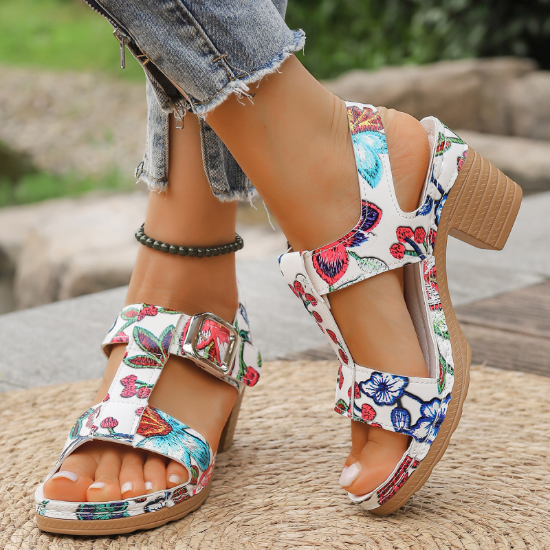 Vintage vastag sarkú női szandál 2024 külkereskedelmi új tépőzáras halszájú plus size magassarkú szandál Szandál