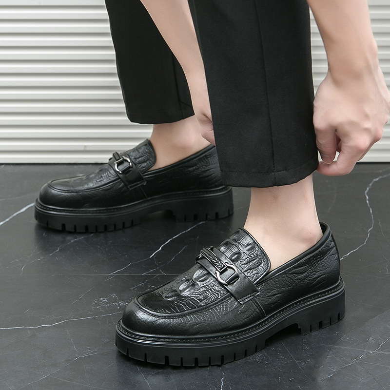 Határokon átnyúló, bebújós, divatos bőrcipők, férfi koreai stílusú cipők, mokaszinok, puha talpú, hétköznapi férfi vastag talpú babcipők, brit nagykereskedelem