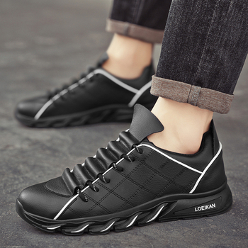 Piiriülesed uued meeste nelja aastaaja moekad kingad Briti õuespordi vabaaja kevad- ja suvejalatsid pluss-suuruses meeste kingad hulgimüügist