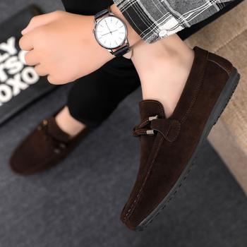Férfi mokaszinok Tavaszi és őszi Új koreai stílusú divatos bebújós, lezser, lélegző, mindenhez illő munkáscipő férfi tavaszi és őszi