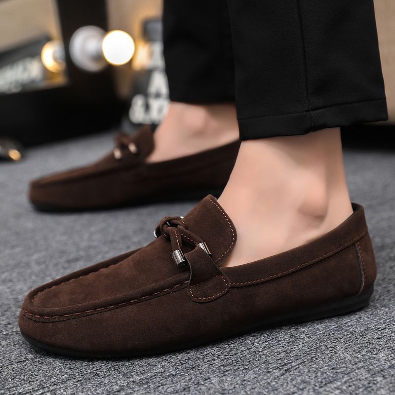 Férfi mokaszinok Tavaszi és őszi Új koreai stílusú divatos bebújós, lezser, lélegző, mindenhez illő munkáscipő férfi tavaszi és őszi