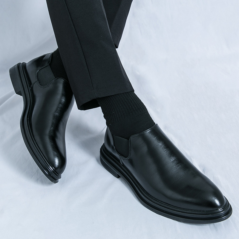 Férficipők határokon átnyúló, plus size, új mokaszinok, divatos férfi üzleti, formális bőrcipők, trendi, merev lábú mokaszinok nagykereskedelemben