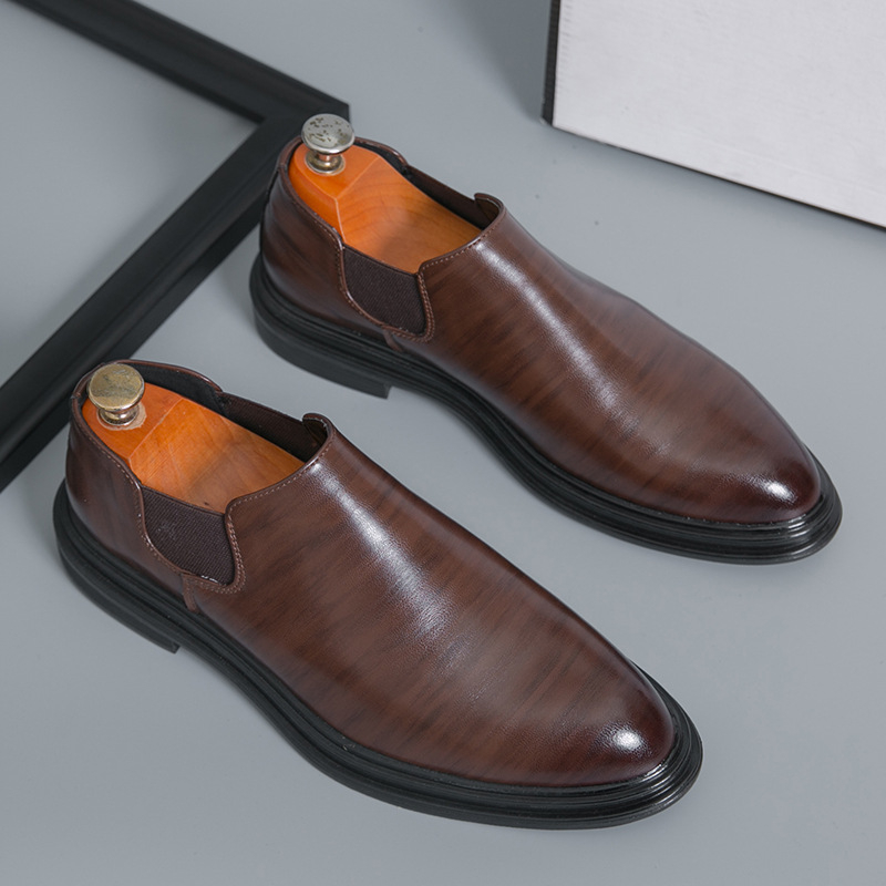 Férficipők határokon átnyúló, plus size, új mokaszinok, divatos férfi üzleti, formális bőrcipők, trendi, merev lábú mokaszinok nagykereskedelemben