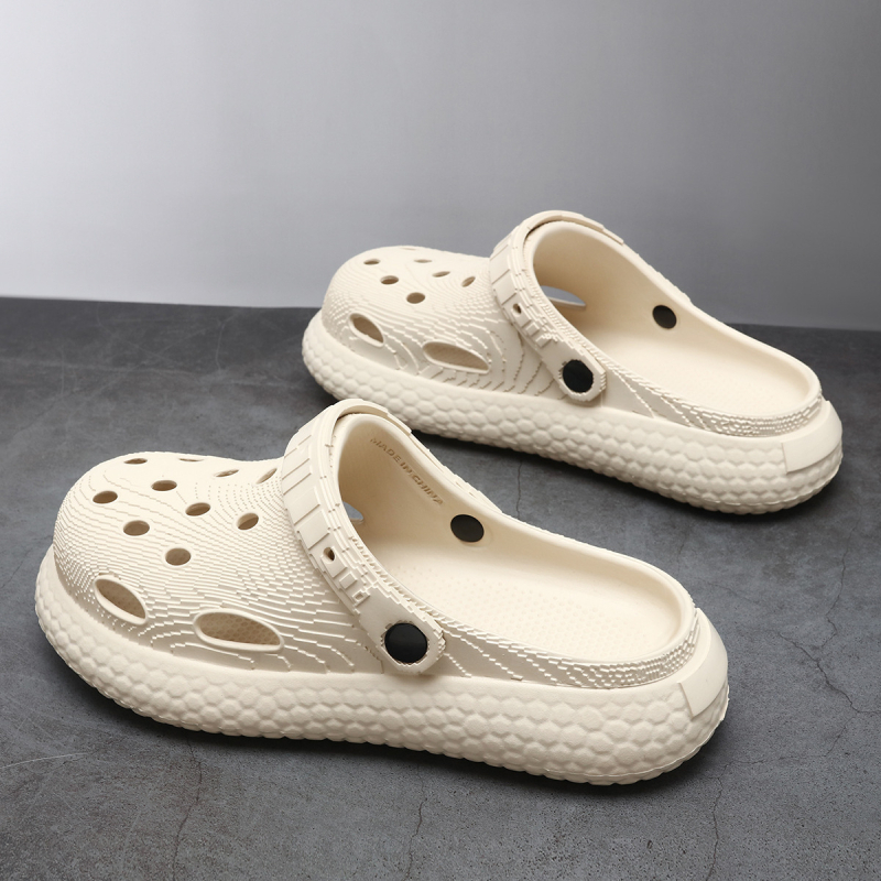 2025-ös nyár Vastagtalpú Páros Szandálok és Papucsok Női Felsőruházat Baotou Kültéri Cipők Szandálok és Papucsok Strandcipők