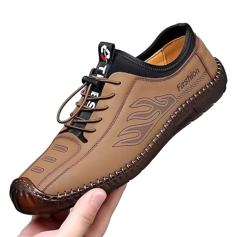 Férfi alkalmi cipők puha talppal és puha felülettel, lélegző tavaszi férfi cipők, divatos és sokoldalú cipők, elöl fűzős diák futócipők