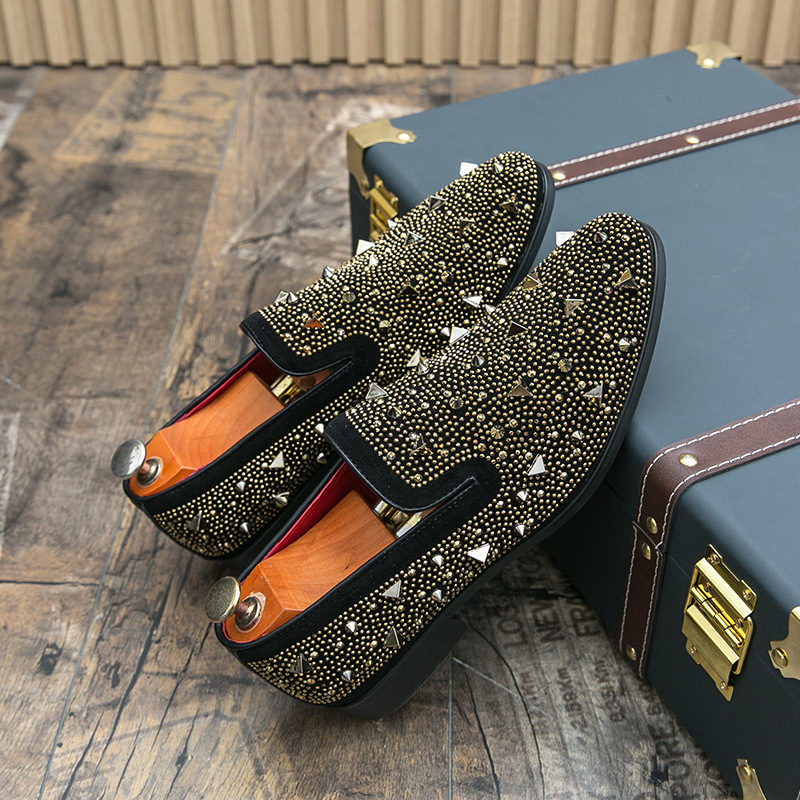 Pantofi de damă pentru bărbați, mărime plus, pantofi din piele, la modă, cu nituri înghețate, mocasini, magazin de noapte, stilist de păr, pantofi ascuțiți