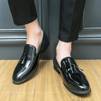 Vyriški, plius dydžio, žemo viršutinio dydžio, jaunimo, blizgučiais dekoruoti, odiniai bateliai, „Four Seasons“ madingi, lapiniai bateliai, retro stiliaus, laisvalaikio bateliai.