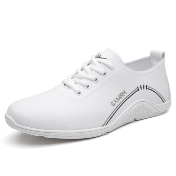 2023 Καλοκαιρινά νέα δερμάτινα παπούτσια ανδρικά αντιολισθητικά, μαλακά δερμάτινα, λευκά παπούτσια, μοντέρνα, ευέλικτα, αναπνεύσιμα, casual παπούτσια χονδρικής