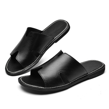 Férfi nyári felsőruházati papucsok, valódi bőr szandálok, szandálok, divatos papucsok, koreai stílusú, csúszásgátló, nagy méretű papucsok, trendi strandcipők