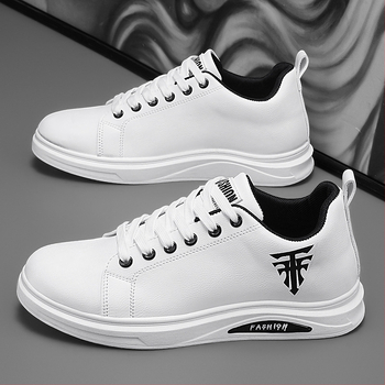 Proljetne i ljetne nove bijele cipele Univerzalne cipele za boarding Nove moderne muške cipele za studente većih veličina Lagane sportske ležerne cipele