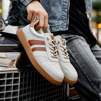 Férfi cipők 2024 Új őszi valódi bőr lélegző vintage német edzőcipők Férfi divatos cipők Alkalmi sport minden mérkőzésre alkalmas cipők