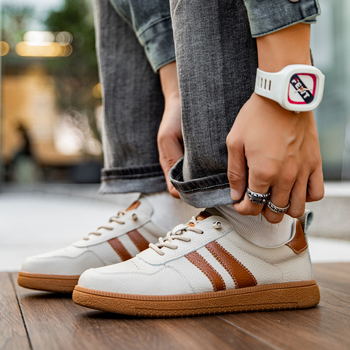 Férfi cipők 2024 Új őszi valódi bőr lélegző vintage német edzőcipők Férfi divatos cipők Alkalmi sport minden mérkőzésre alkalmas cipők