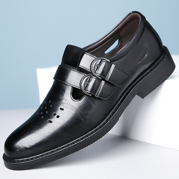 2024 Új Nyári Szandálok Férfi Puha Bőr Puha Talpú Lyukas Bőr Cipők üreges, lélegző apacipő Baotou Bőr Szandálok