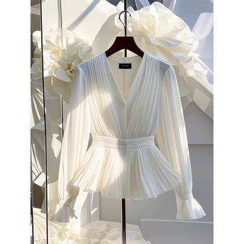 Φθινοπωρινή Ρούχα 2025 Νέο Γαλλικό Στυλ, Ελαφρύ Πολυτελές Κομψό Πουκάμισο Niche, Σετ Δύο Τεμαχίων για Γυναικεία Φούστα με Αντιγηραντική Φούστα