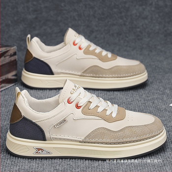 Férfi cipők 2024 őszi új alkalmi sport niche divatos, minden mérkőzéshez megfelelő, könnyű, puha talpú férfi robbanásveszélyes divatos cipők