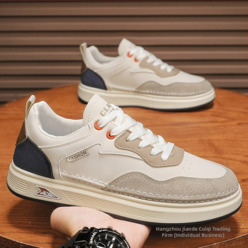 Férfi cipők 2024 őszi új alkalmi sport niche divatos, minden mérkőzéshez megfelelő, könnyű, puha talpú férfi robbanásveszélyes divatos cipők