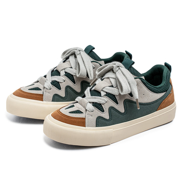 Vīriešu apavi pavasara vidusskolas skolēniem amerikāņu retro skrituļdēļu apavi nišas dizaina sajūta jaunatnes sporta brīvā laika maizes modes apavi