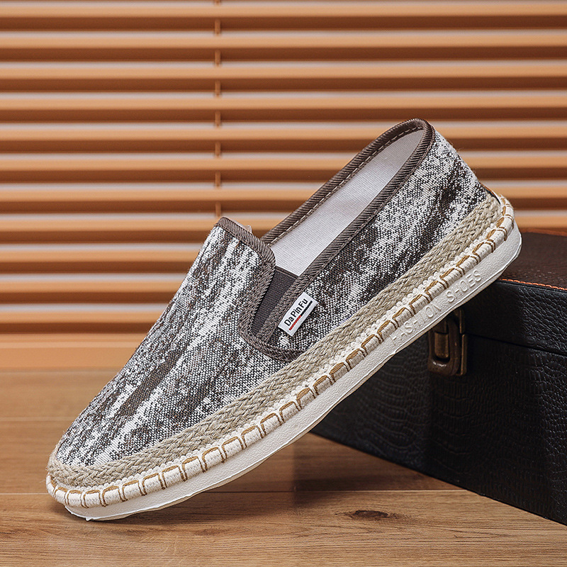 Piiriülesed originaalsed vanad Pekingi riidest kingad meestele 2025. aasta suvised uued libisevad vabaaja kalamehe kingad meeste lõuendikingad trendikad