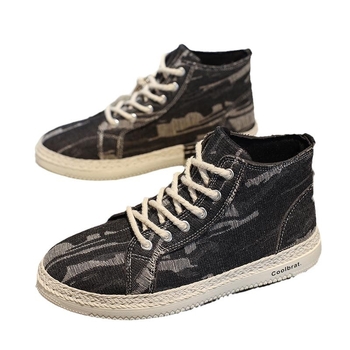 Határokon átnyúló farmercipők 2024 őszi férfi cipők magassarkú cipők divatos hétköznapi csúszásgátló vászoncipők plus size deszkás cipők