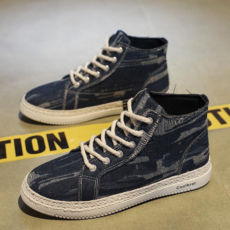 Határokon átnyúló farmercipők 2024 őszi férfi cipők magassarkú cipők divatos hétköznapi csúszásgátló vászoncipők plus size deszkás cipők