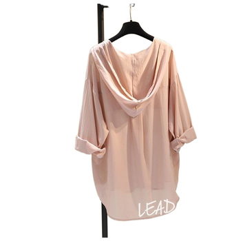 Közepesen hosszú, kapucnis, napvédő ruházat Női 2023 nyári új, dupla zsebes, laza, koreai stílusú, vékony ing, hétköznapi ing